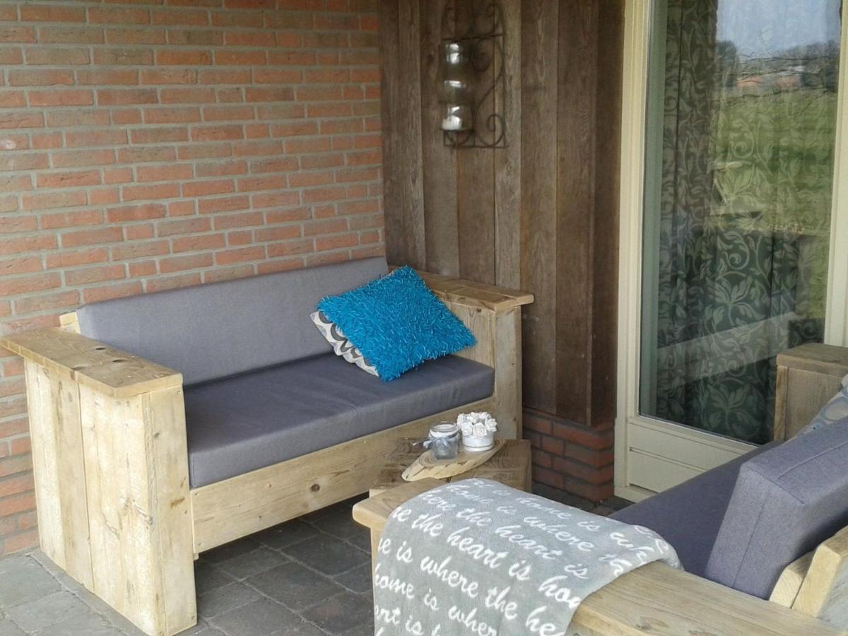 Peaceful Holiday Home With Roofed Terrace Geesteren  Exteriör bild
