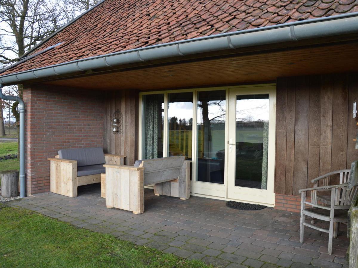Peaceful Holiday Home With Roofed Terrace Geesteren  Exteriör bild